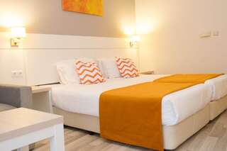 Отель Park Hotel Odessos Золотые Пески Двухместный номер с 1 кроватью или 2 отдельными кроватями и балконом-2